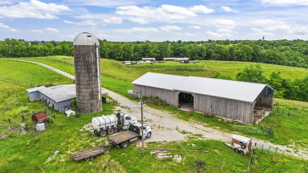 2997 U.s. 68 Ewing KY 41039
