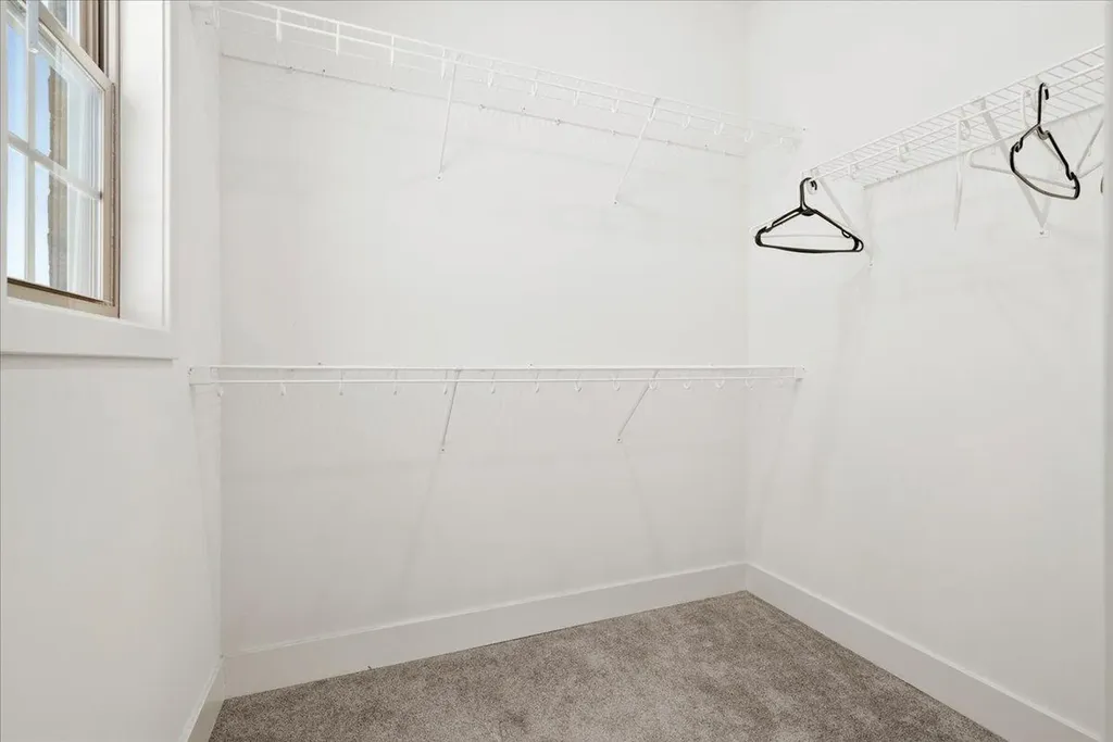 3340 Kestrel Cove Lexington KY 40515