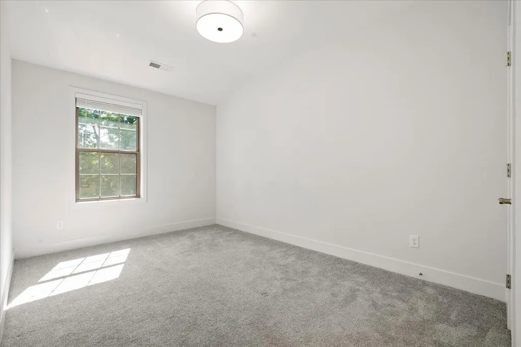 3340 Kestrel Cove Lexington KY 40515