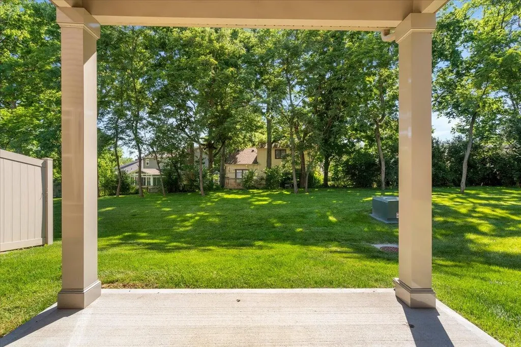 3340 Kestrel Cove Lexington KY 40515
