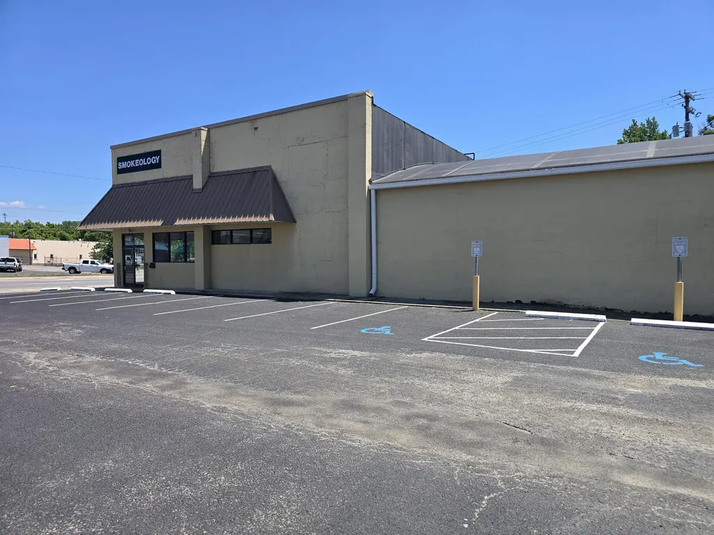 1803 W Cumberland Avenue Middlesboro KY 40965