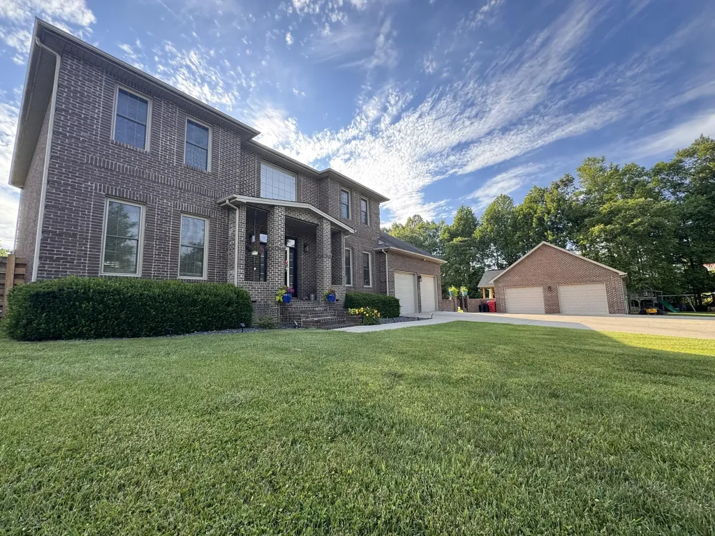 316 Ruby Court London KY 40744