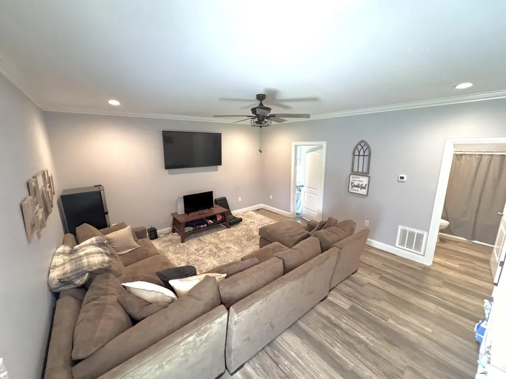 316 Ruby Court London KY 40744