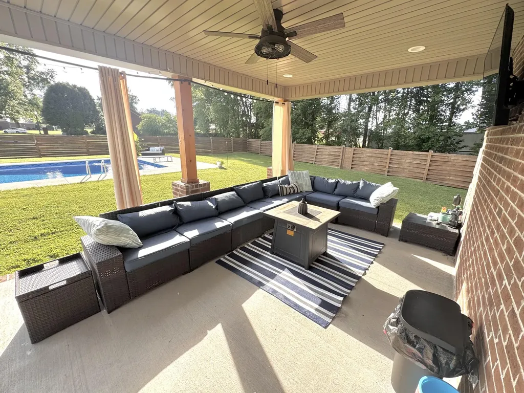 316 Ruby Court London KY 40744