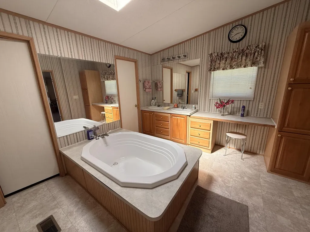 524 Parks Ridge Road Russell Springs KY 42642