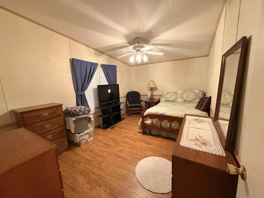 524 Parks Ridge Road Russell Springs KY 42642