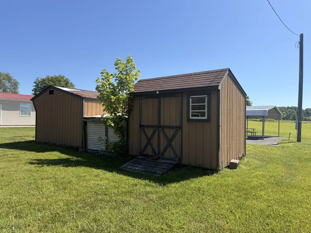 524 Parks Ridge Road Russell Springs KY 42642