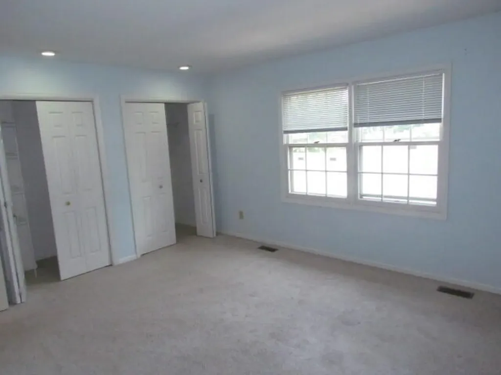 1309 Gray Hawk Road Lexington KY 40502