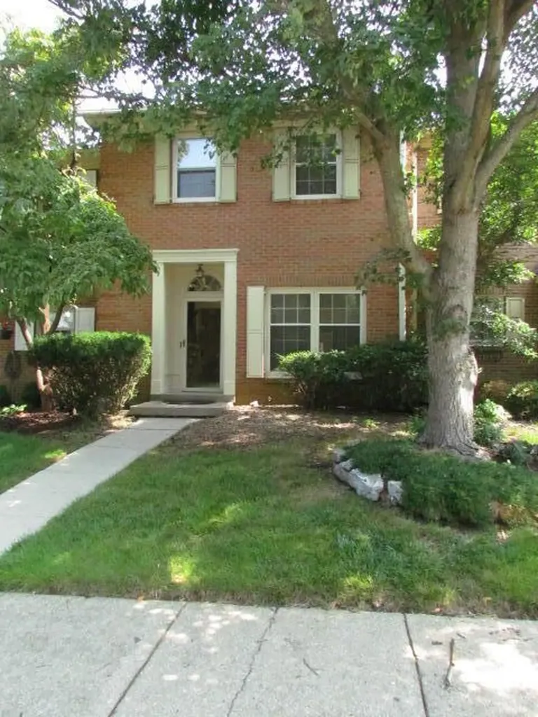 1309 Gray Hawk Road Lexington KY 40502