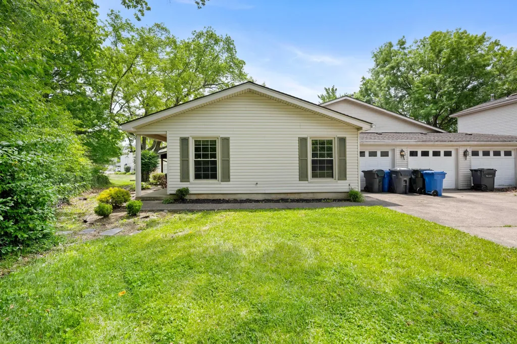 1124 Turkey Foot Road Lexington KY 40502