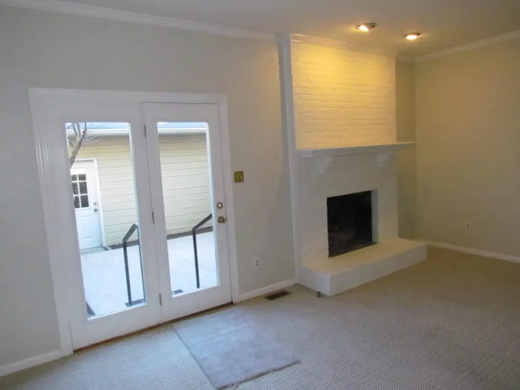 1309 Gray Hawk Road Lexington KY 40502