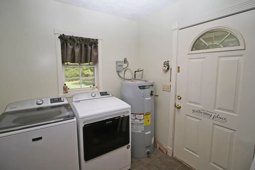 4100 Crowe Ridge Road Winchester KY 40391