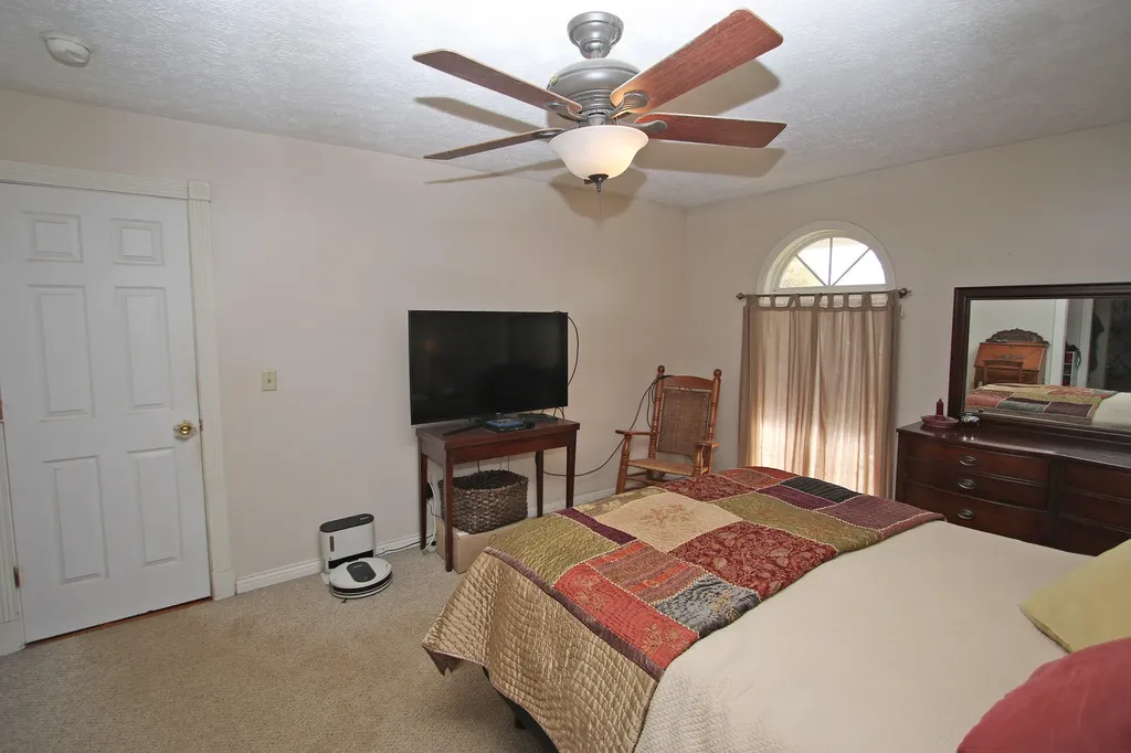 4100 Crowe Ridge Road Winchester KY 40391