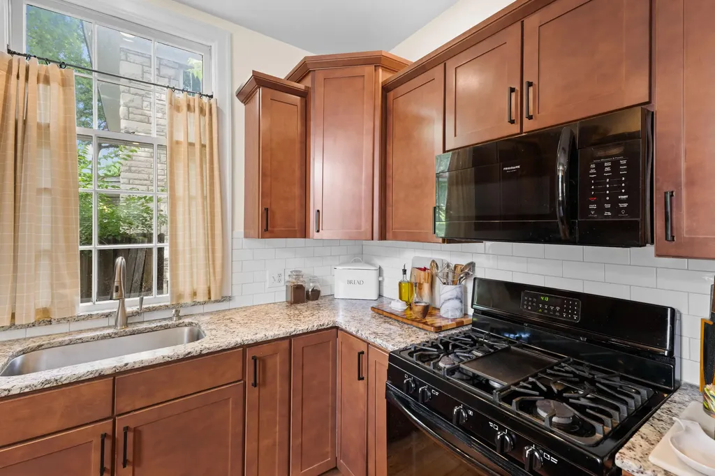 293 S Ashland Avenue Lexington KY 40502
