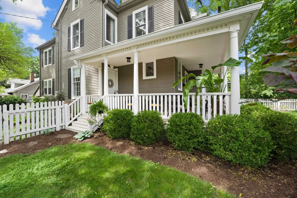 293 S Ashland Avenue Lexington KY 40502