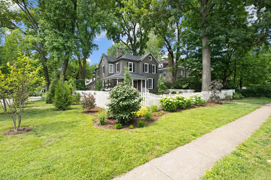 293 S Ashland Avenue Lexington KY 40502
