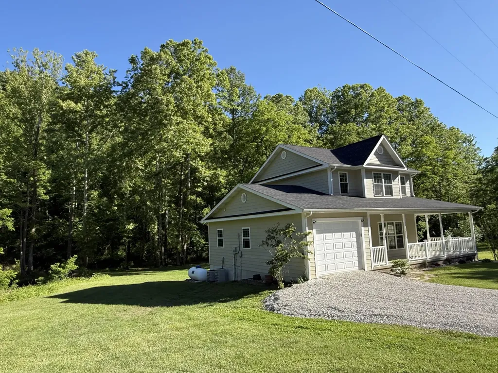 1233 Dog Trot Road Frenchburg KY 40322