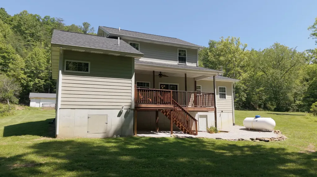1233 Dog Trot Road Frenchburg KY 40322