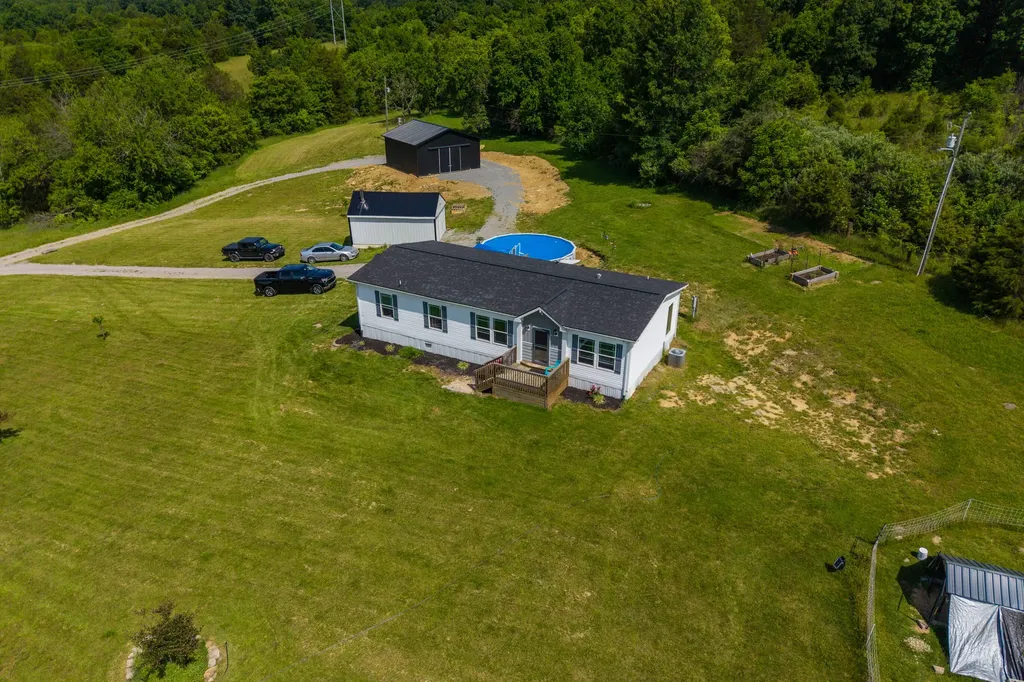 2350 Josephine Road Stamping Ground KY 40379