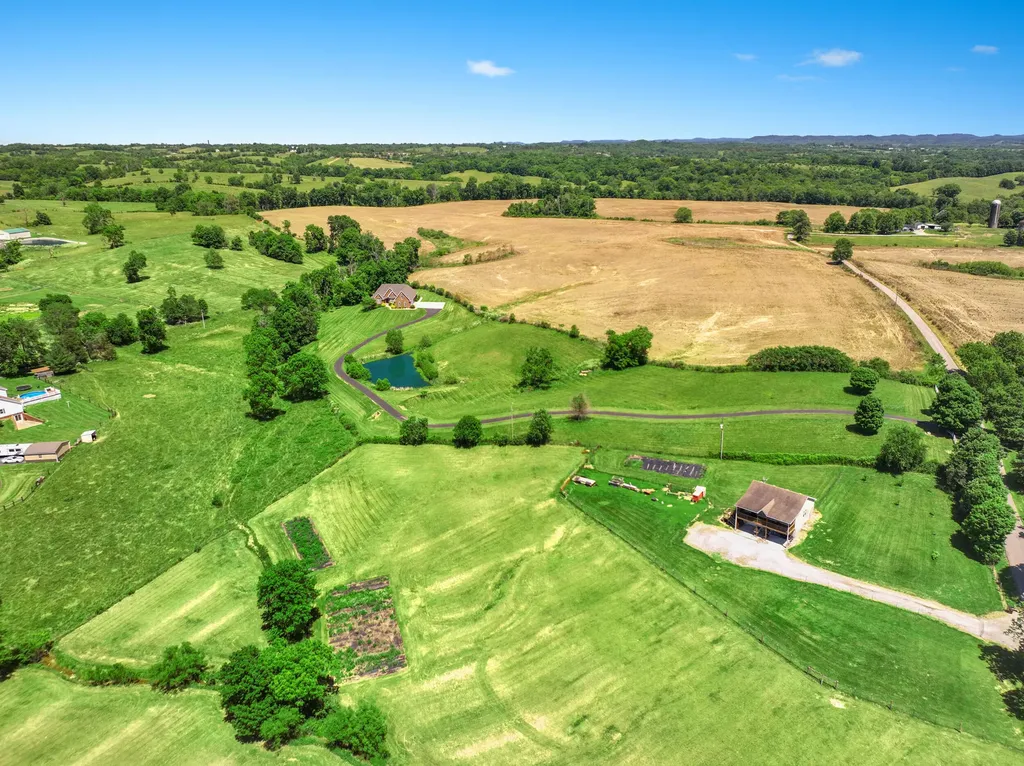 145 Goshen Church Road Stanford KY 40484