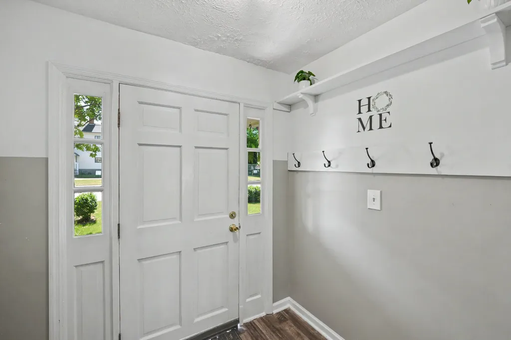 377 Redding Road Lexington KY 40517