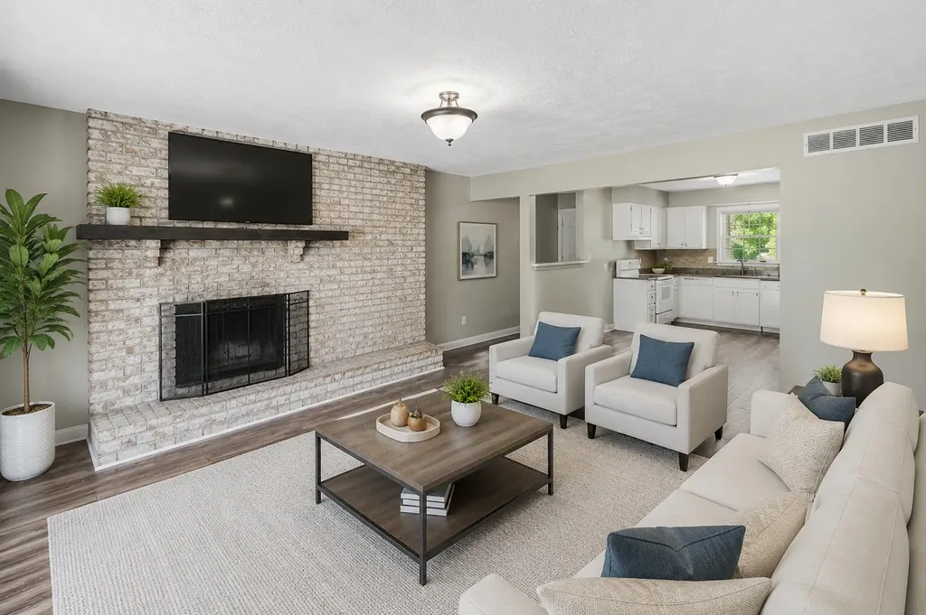 377 Redding Road Lexington KY 40517