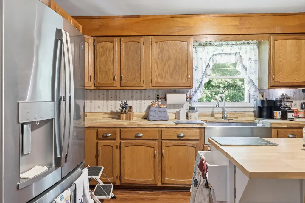1587 Fairview Road Lawrenceburg KY 40342