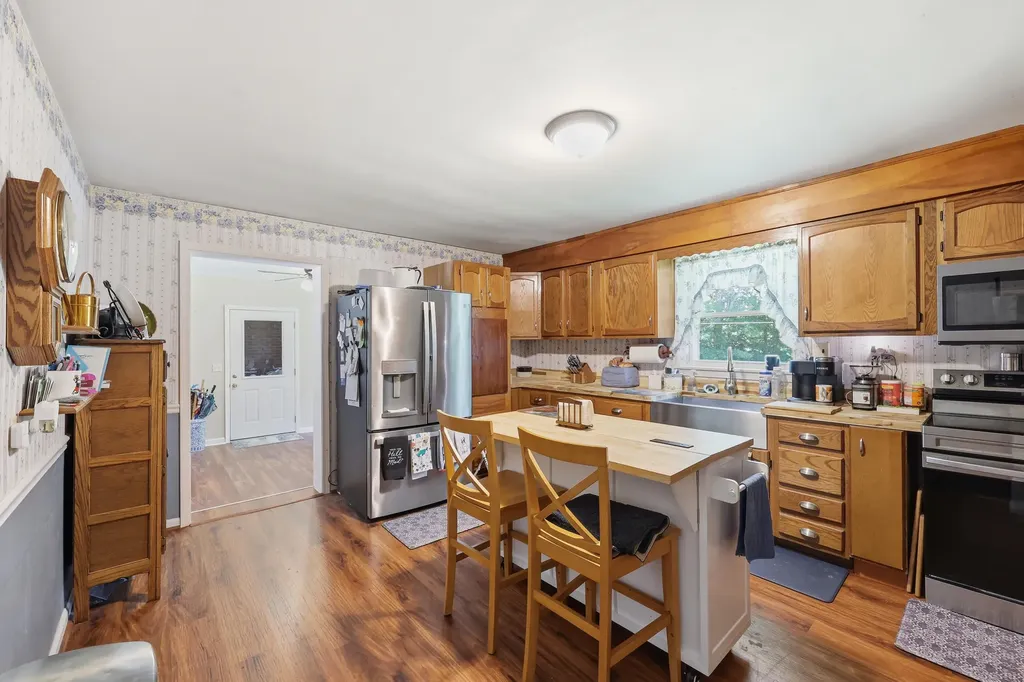 1587 Fairview Road Lawrenceburg KY 40342