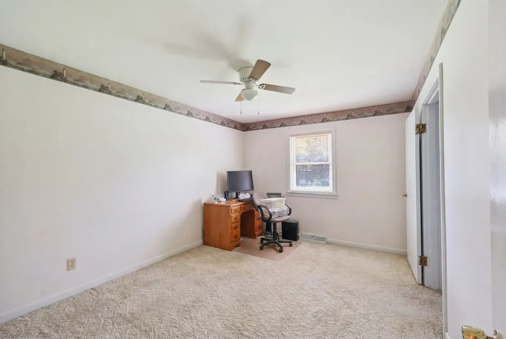 1587 Fairview Road Lawrenceburg KY 40342