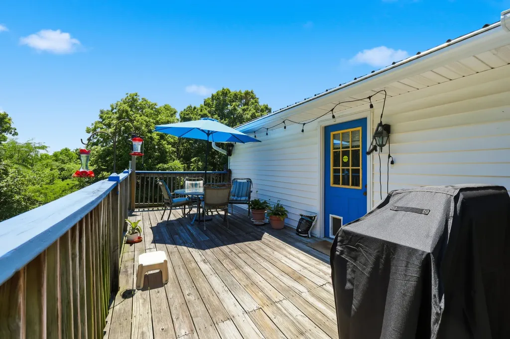 1587 Fairview Road Lawrenceburg KY 40342