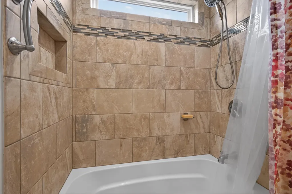 839 Eagle Crest Drive Versailles KY 40383