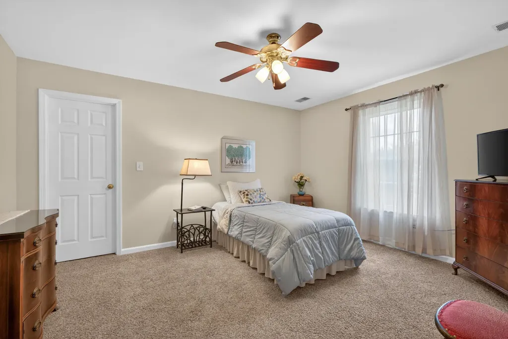 839 Eagle Crest Drive Versailles KY 40383