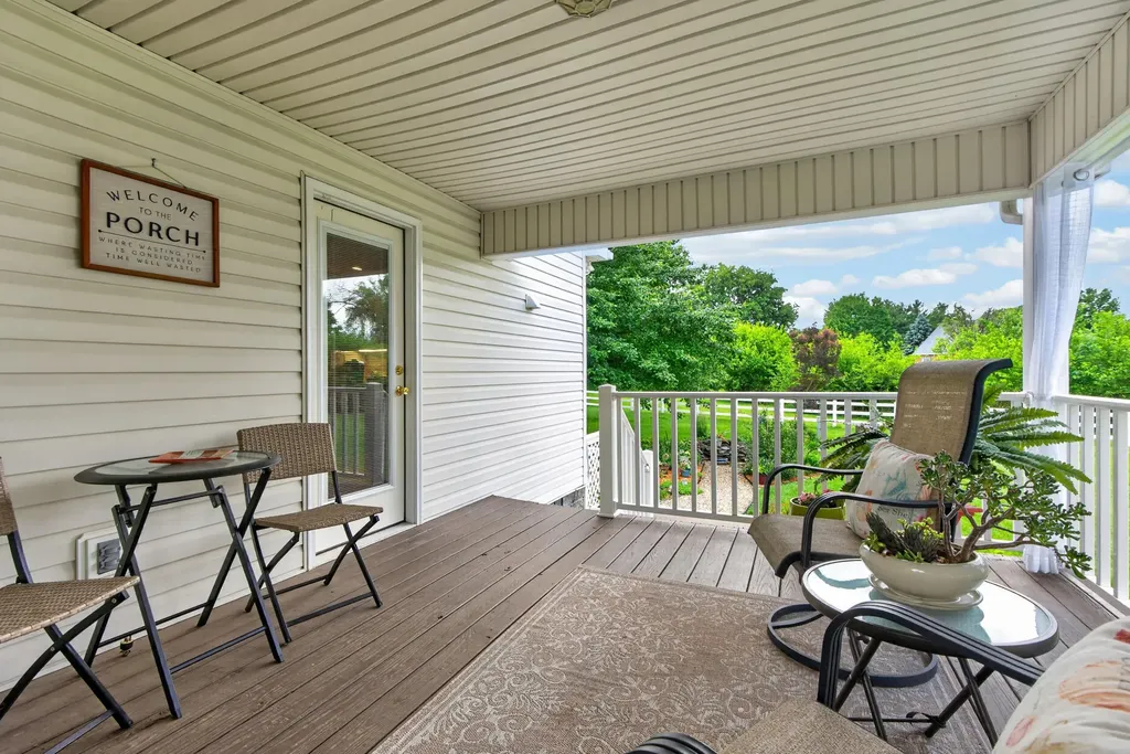 839 Eagle Crest Drive Versailles KY 40383