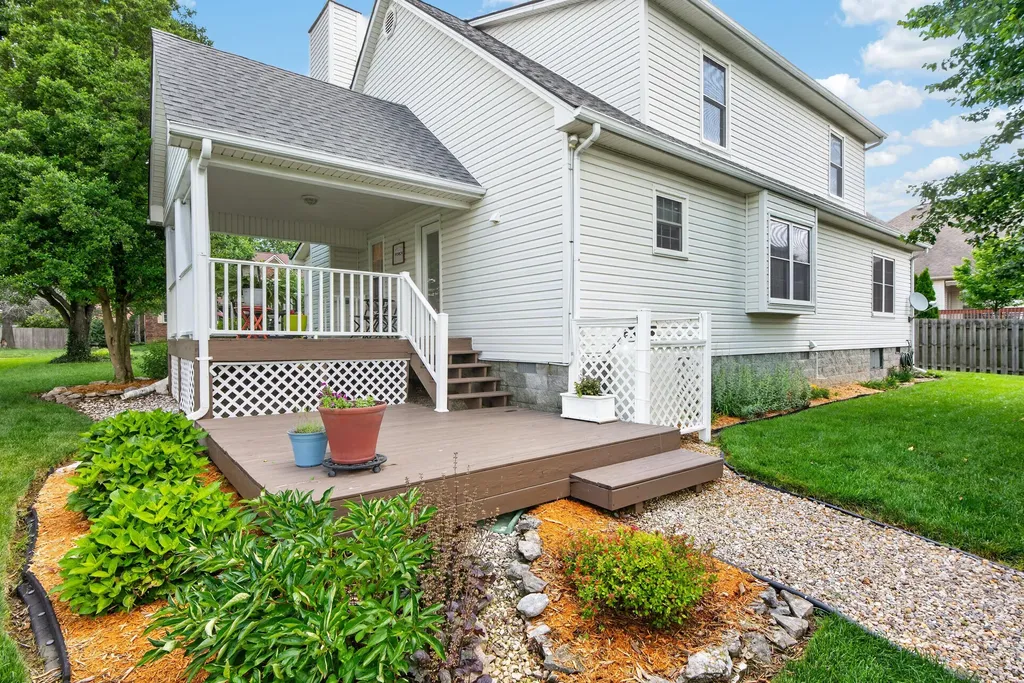 839 Eagle Crest Drive Versailles KY 40383