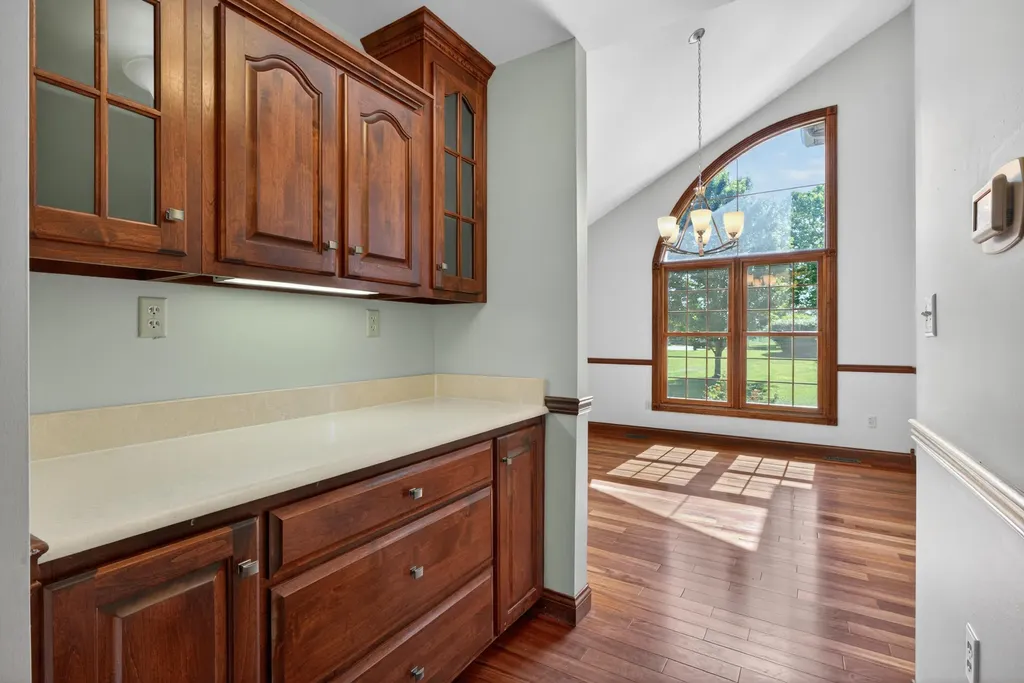 725 Sovereign Drive Richmond KY 40475