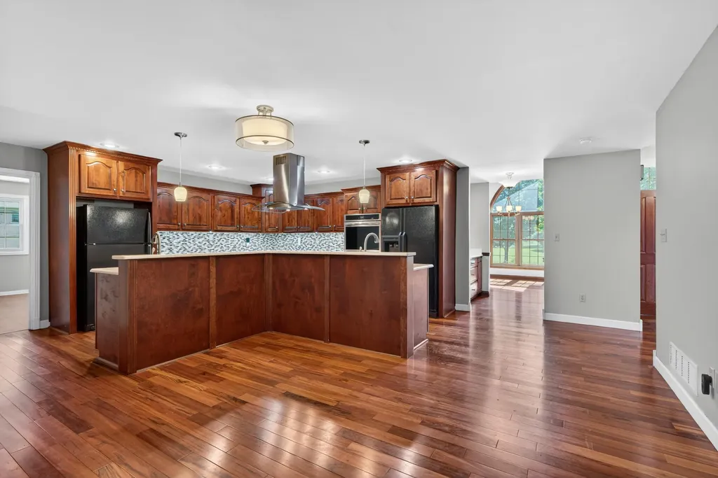 725 Sovereign Drive Richmond KY 40475