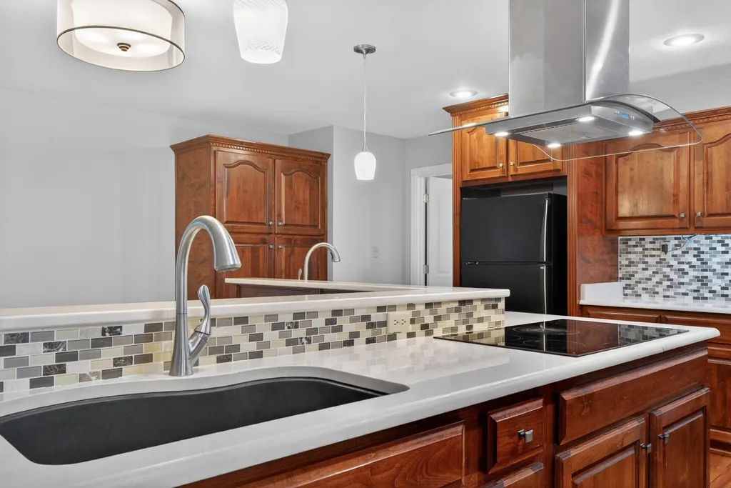 725 Sovereign Drive Richmond KY 40475