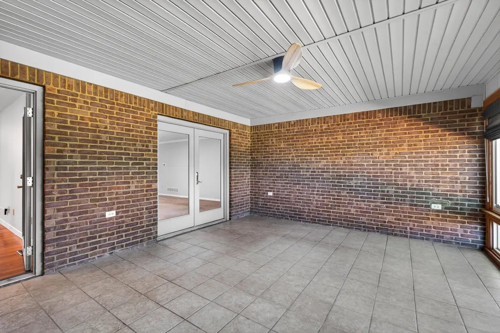 725 Sovereign Drive Richmond KY 40475