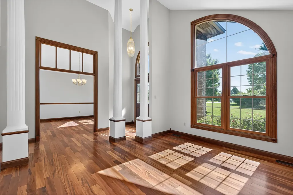 725 Sovereign Drive Richmond KY 40475