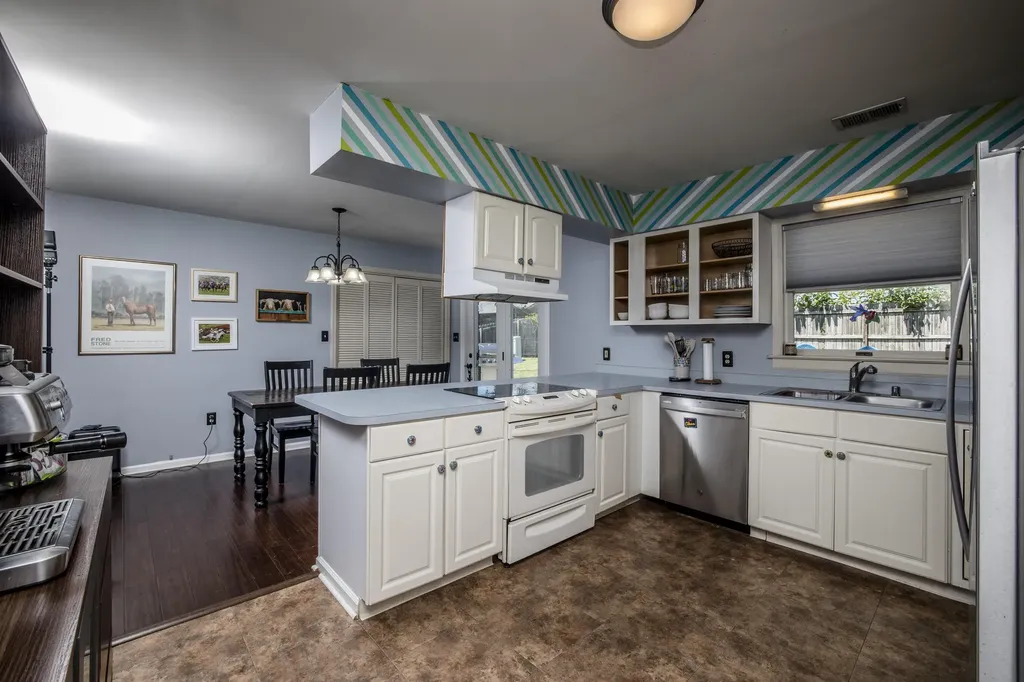 145 Madonna Drive Nicholasville KY 40356