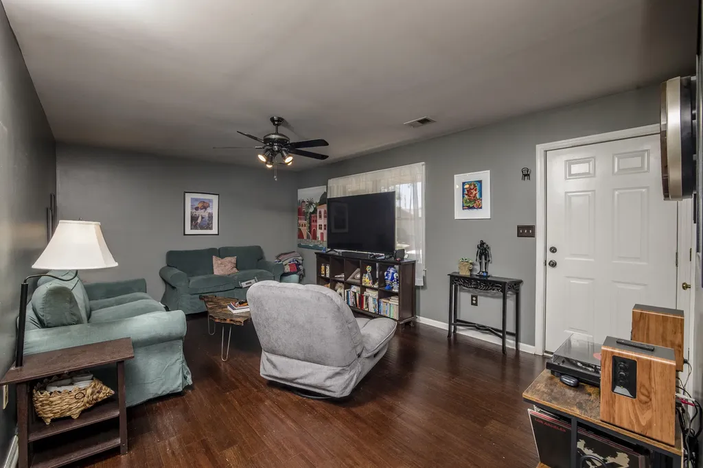 145 Madonna Drive Nicholasville KY 40356