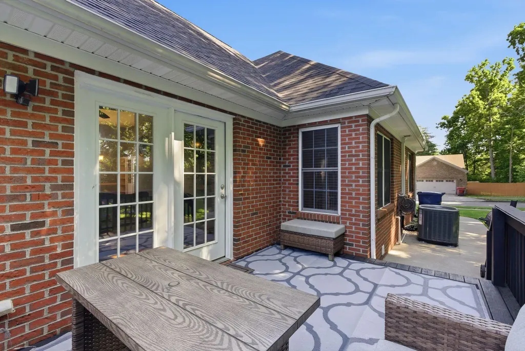 604 Farmland Drive Berea KY 40403