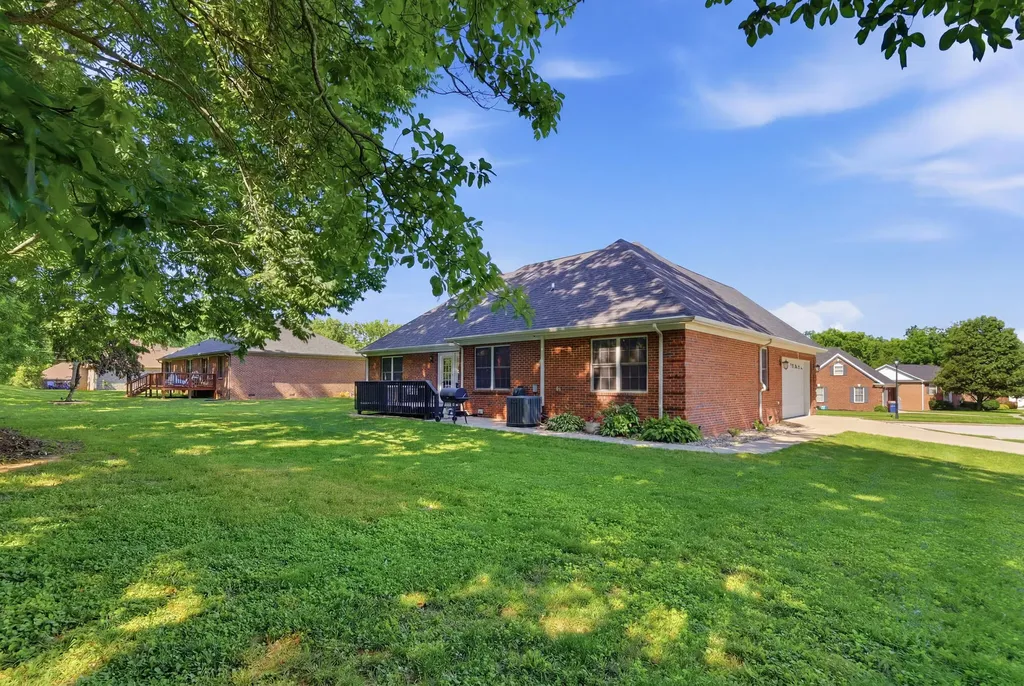 604 Farmland Drive Berea KY 40403
