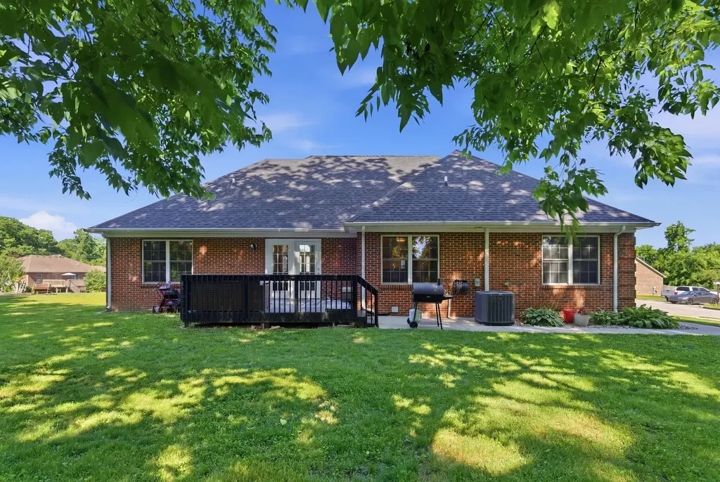 604 Farmland Drive Berea KY 40403