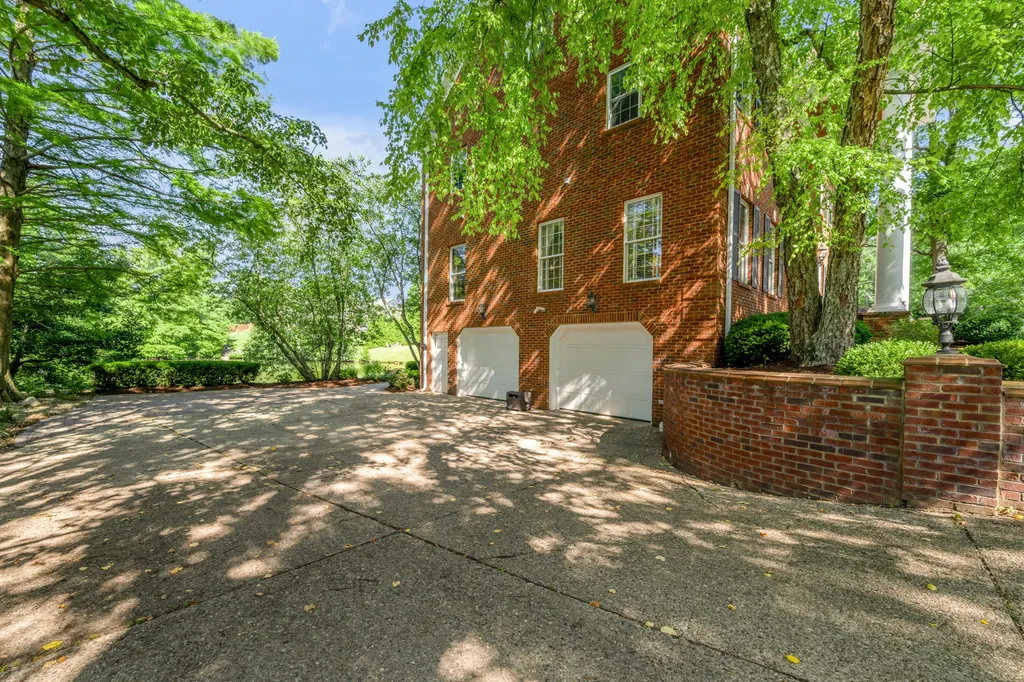3516 Castlegate Wynd Lexington KY 40502