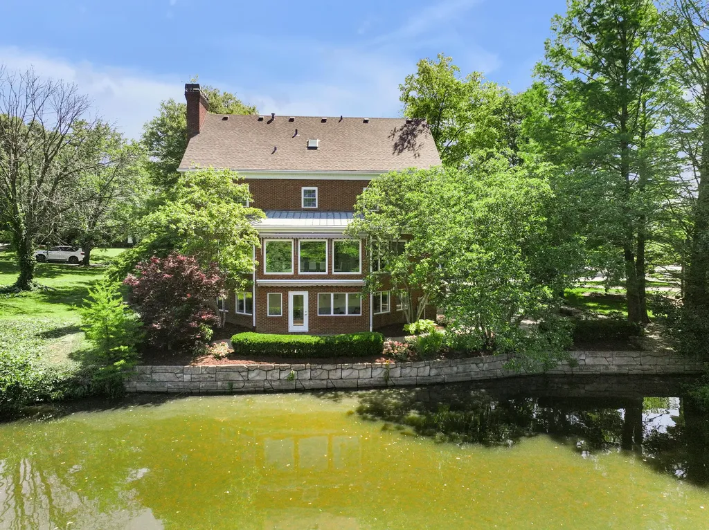 3516 Castlegate Wynd Lexington KY 40502