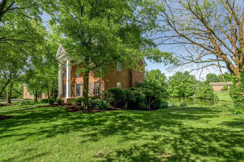 3516 Castlegate Wynd Lexington KY 40502