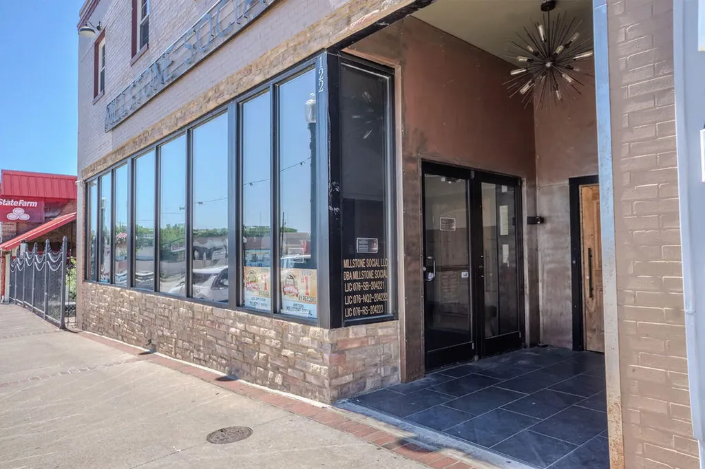 122 E Main Street Richmond KY 40475