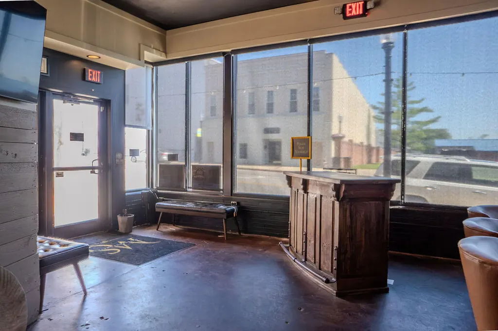 122 E Main Street Richmond KY 40475
