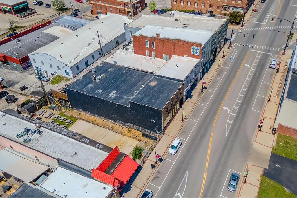 122 E Main Street Richmond KY 40475